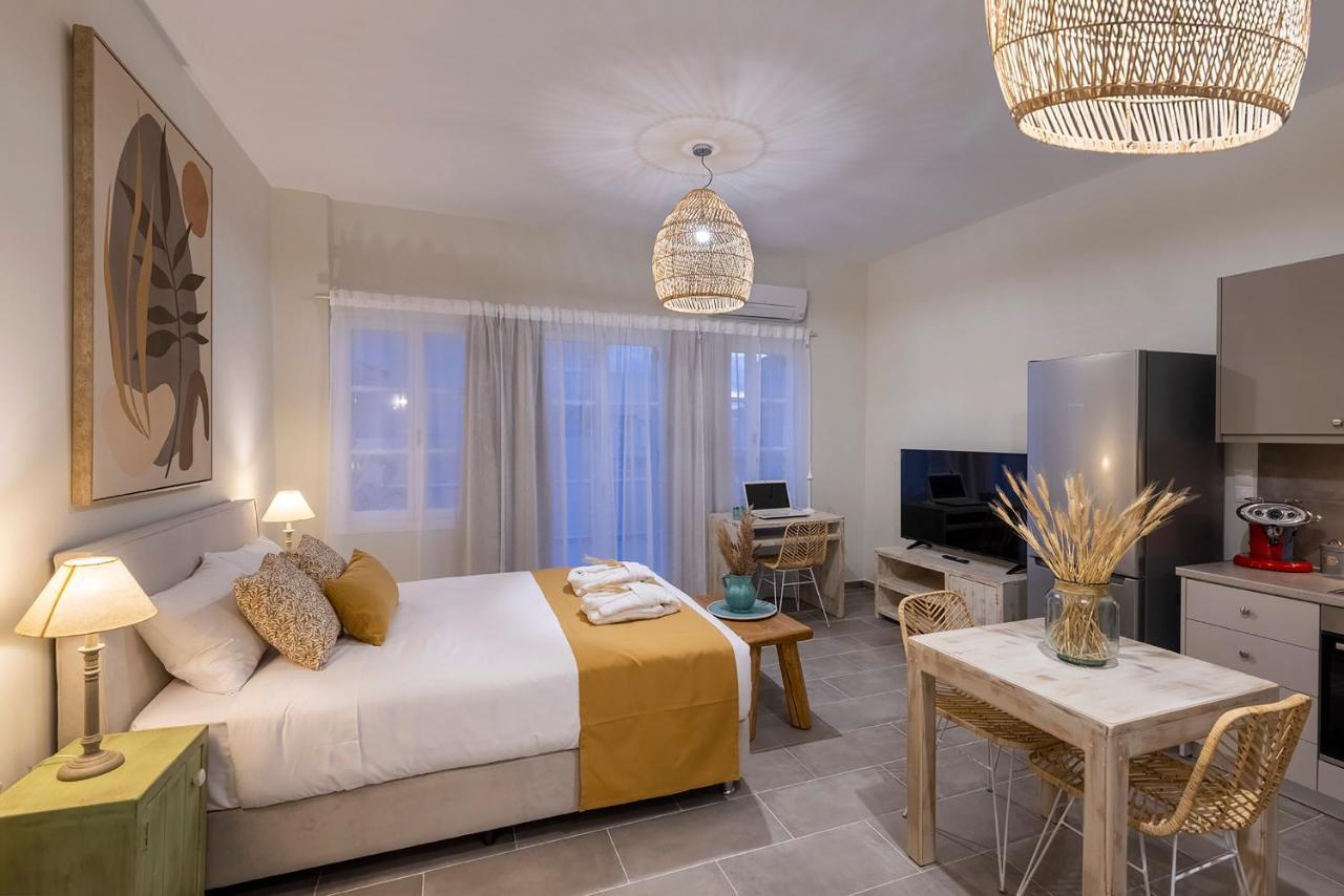 Grammata Suites Ermoupoli Exteriör bild