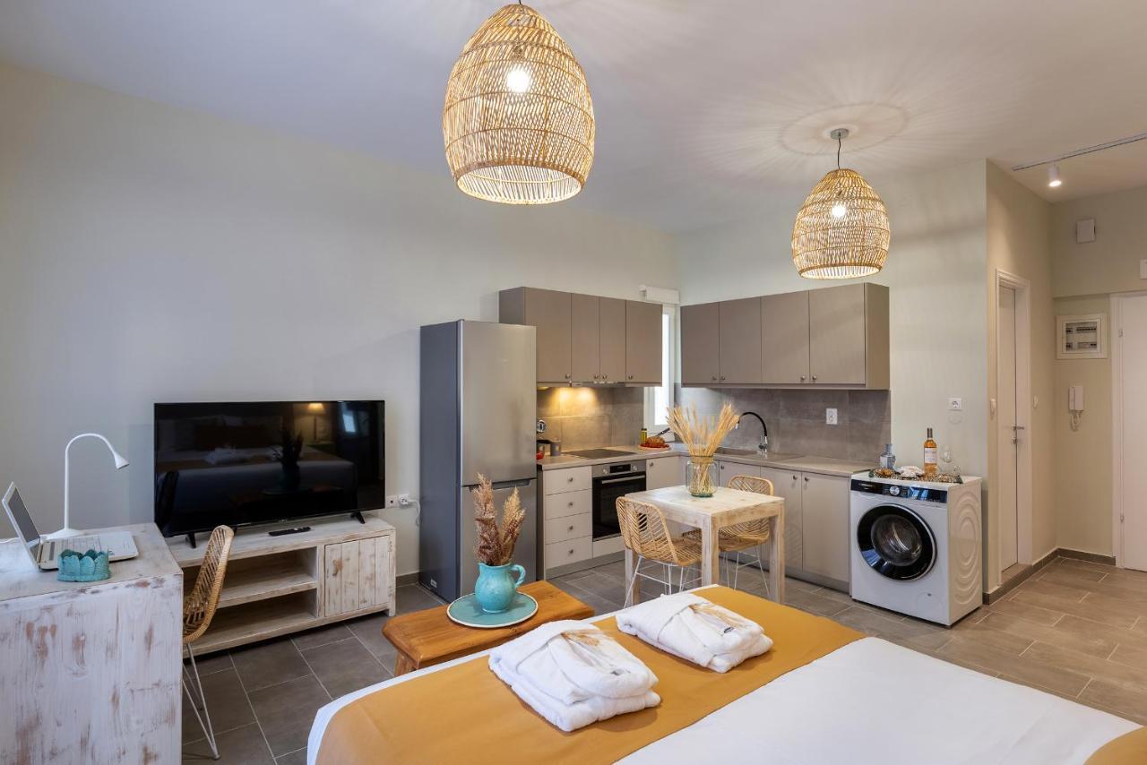 Grammata Suites Ermoupoli Exteriör bild