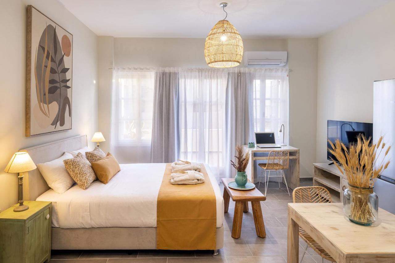 Grammata Suites Ermoupoli Exteriör bild