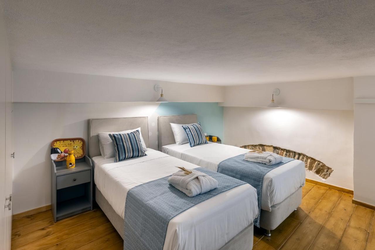 Grammata Suites Ermoupoli Exteriör bild