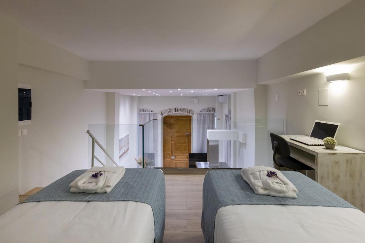Grammata Suites Ermoupoli Exteriör bild