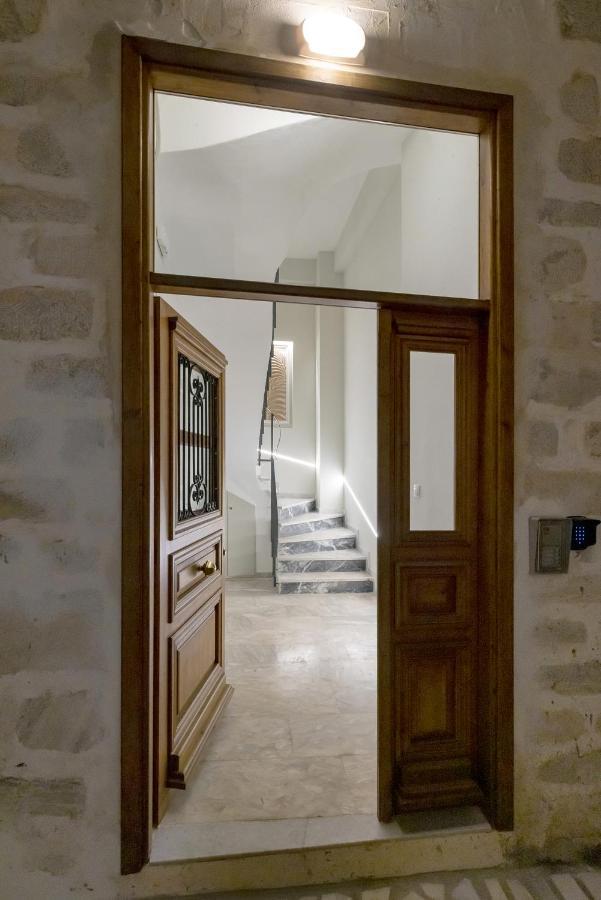 Grammata Suites Ermoupoli Exteriör bild